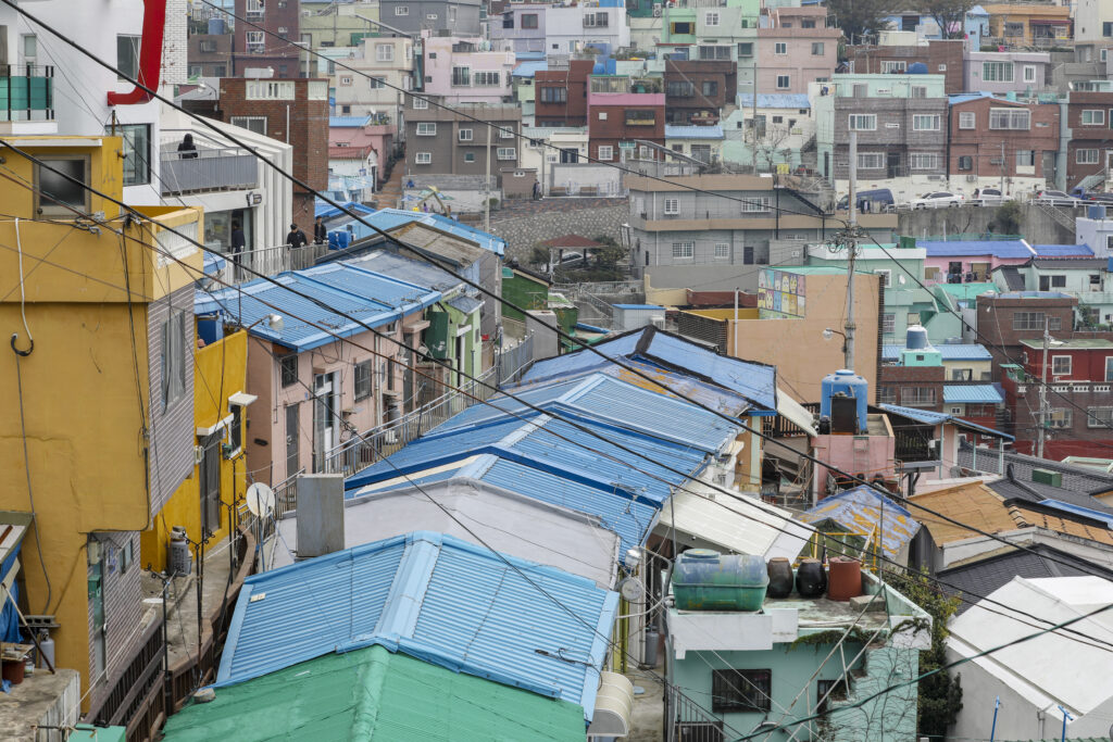 부산 해운대 해변과 도심 전경